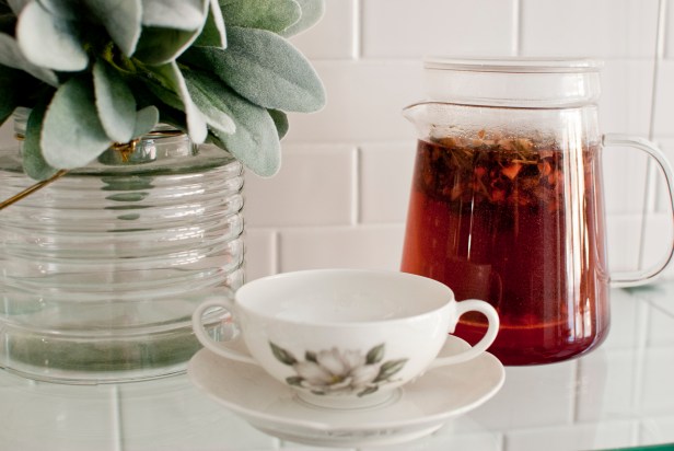Baking Tea with Cup; Plant